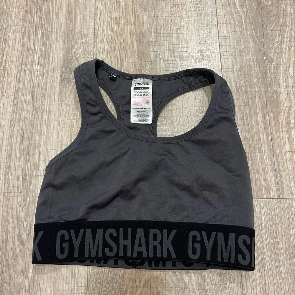Gymshark Gray Sports Bra - Picture 1 of 2